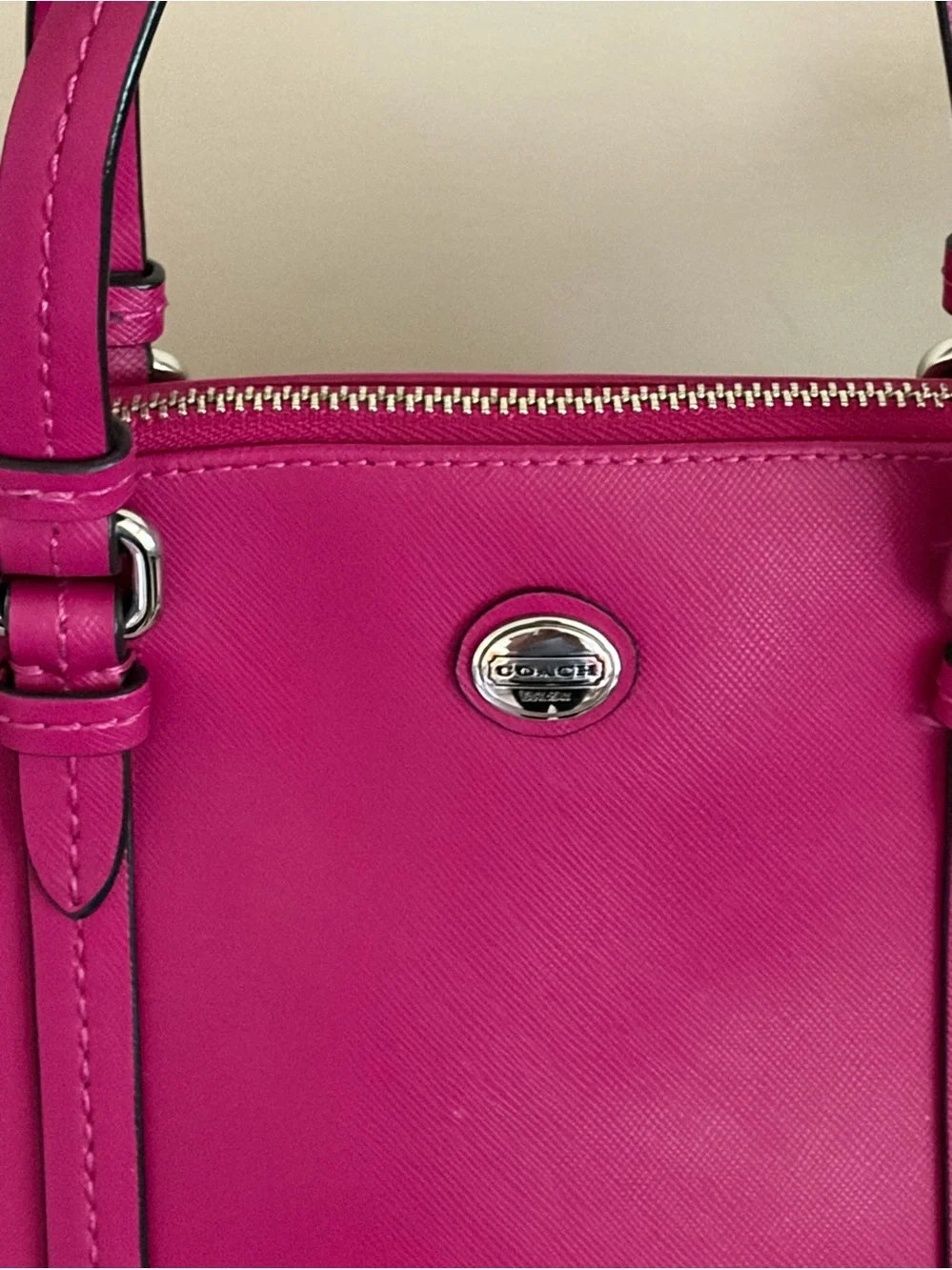 Coach magenta peyton